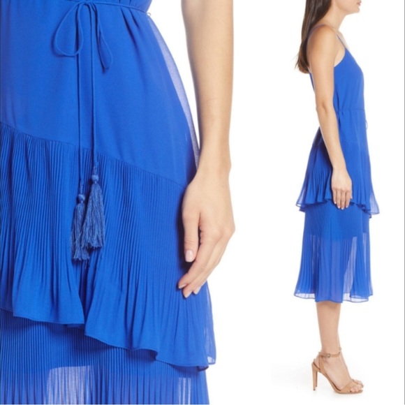 Chelsea28 - Royal blue tiered midi dress - Picture 2 of 6
